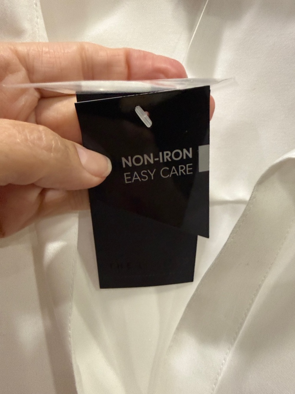 The Limited White Button-Up Shirt - Picture 4 of 10